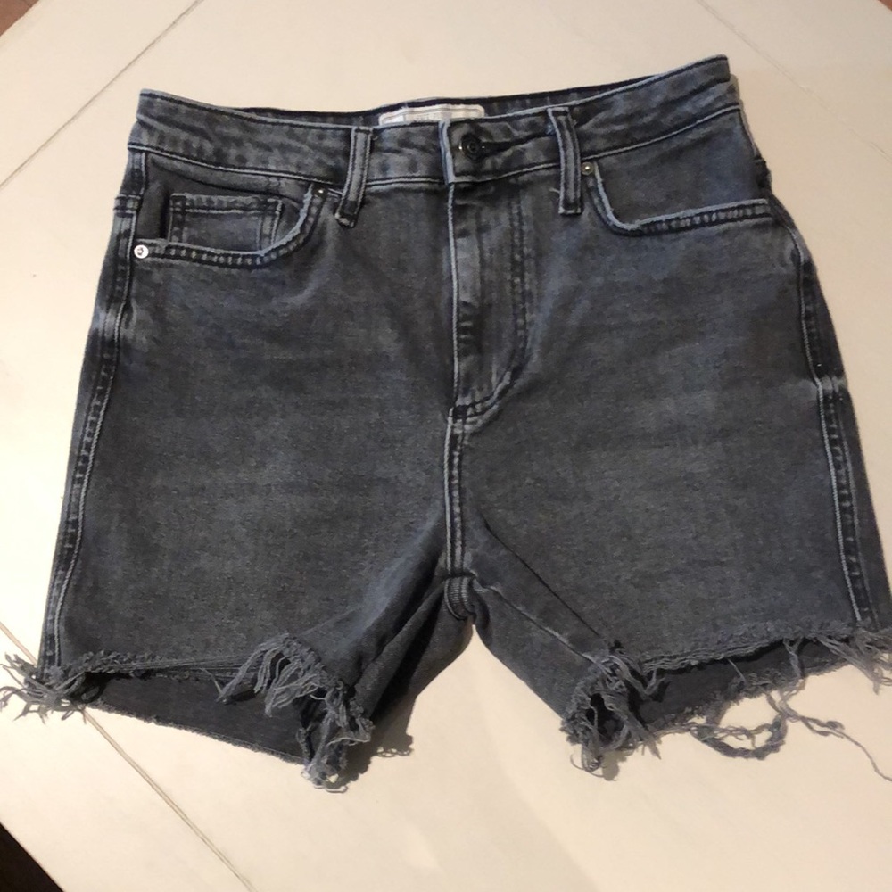 Free People sz 27 Faded Black Denim Shorts